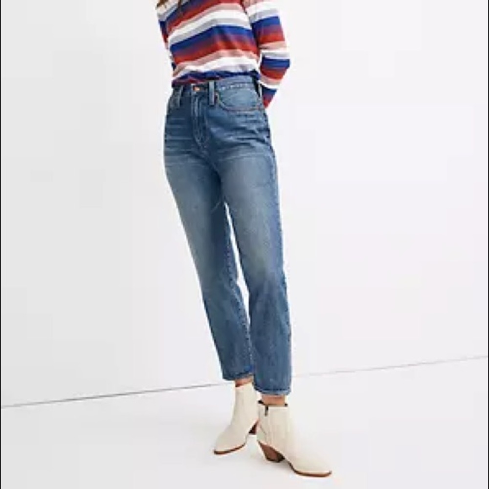 Madewell Jeans Size 25 Momjean in Downey Wash